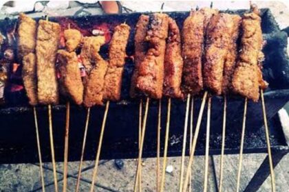 Kuliner Unik : Sate Kere dan Kerupuk Melarat, Makanan yang Identik dengan Kemiskinan