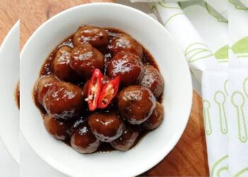 Sajian Lezat Bola-Bola Jantung Pisang Siram Saus Tiram yang Memikat Lidah