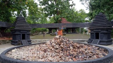 Kayangan Api : Keajaiban Alam yang Menakjubkan di Bojonegoro!