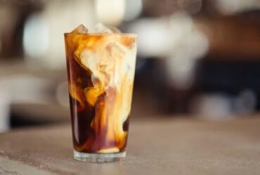 Es Kopi Susu Gula Aren, Minuman Kopi Kekinian dengan Rasa Manis Legit