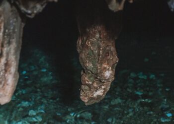 Membongkar Misteri Spot Diving Gua Lanto, Gua Terdalam di Bawah Pemukiman Warga, Apakah gua ini dihuni oleh makhluk halus?