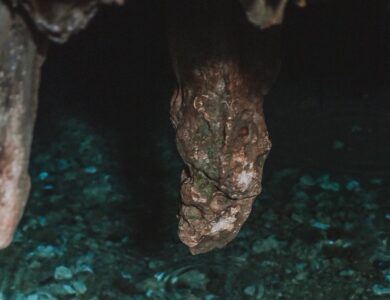 Membongkar Misteri Spot Diving Gua Lanto, Gua Terdalam di Bawah Pemukiman Warga, Apakah gua ini dihuni oleh makhluk halus?