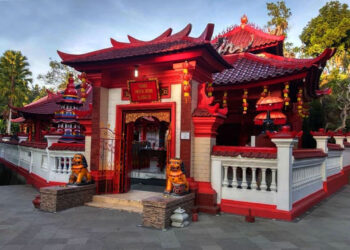 Klenteng Caow Eng Bio Kekayaan Budaya Religi Dinasti Kuno Tertua Di Pulau Dewata