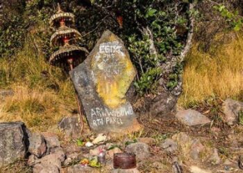 Rahasia Tersembunyi di Balik Makam-Makam Angker Gunung Lawu