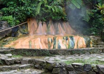 Petualangan Seru Pancuran Pitu Baturraden, Ada Keajaiban Tersembunyi