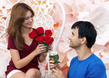 Sejarah Hari Valentine Dari Ritual Romawi Kuno Hingga Menjadi Tradisi Pemberian Bunga Dan Cokelat