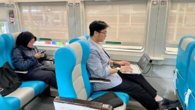 Penumpang Kereta Api Tak Bisa Gunakan Stop Kontak Sembarangan, Ada Aturannya!