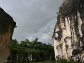 Keindahan Alam Gunung Pegat di Lamongan yang Memukau, Cocok untuk Mengisi Waktu Libur Panjang