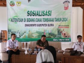 KPPBC Tipe Madya Kudus Berikan Edukasi Tentang Cukai dan Ciri-Ciri Rokok Ilegal kepada Penyiar Radio di Blora