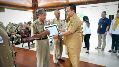 79 PNS Blora Terima SK Pensiun dan Piagam Penghargaan