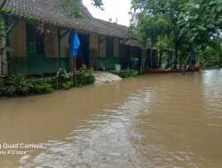 Banjir Bengawan Solo Mulai Surut, 24 Rumah di Desa Jimbung Blora Masih Terendam