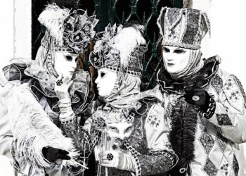 Cinta Segitiga Memanas! Zodiak Ini Terjebak Cinta Terlarang, Simak Ramalan Zodiak Hari ini, Minggu 3 Maret 2024