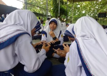 E-Sport Blora Gelar Turnamen Perdana di SMPN 1 Blora 7 E-Sport Blora Gelar Turnamen Perdana di SMPN 1 Blora