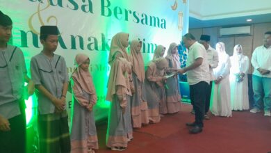 Berbagi Kebahagiaan di Bulan Suci Ramadhan, HIPMI Blora Santuni Anak Yatim