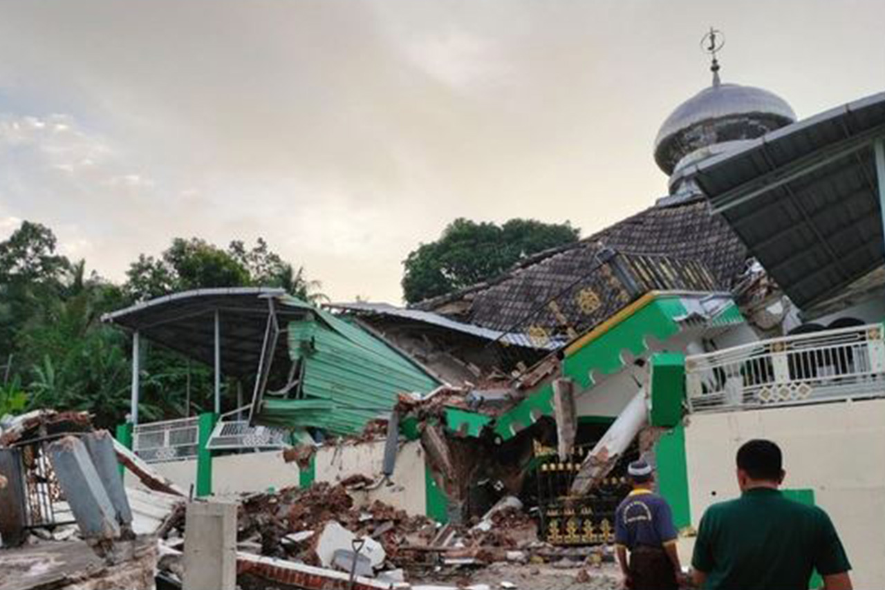 Imbas Gempa 6,0 Magnitudo di Timur Laut Tuban Sejumlah Bangunan di Gresik dan Tuban Rusak Berat