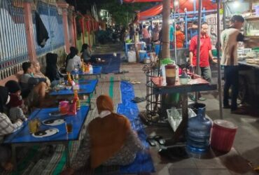Jelajah Kuliner di Kartini Street Food Bojonegoro, Tempat Ngabuburit Asyik Sambil Berburu Takjil