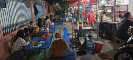 Jelajah Kuliner di Kartini Street Food Bojonegoro, Tempat Ngabuburit Asyik Sambil Berburu Takjil