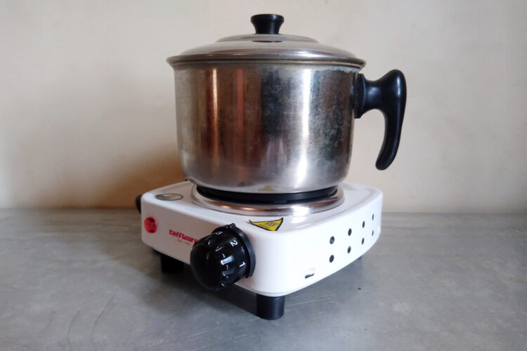 Kompor Listrik Taffware, Kompor Listrik Mini Serbaguna Paling Laris dan Populer di Tahun 2024 1 Kompor Listrik Taffware Kompor Listrik Mini Serbaguna Paling Laris dan Populer di Tahun 2024