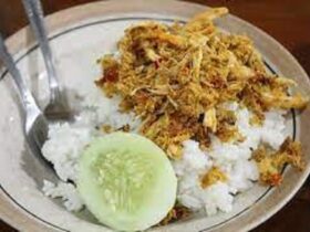 Ayam Pencok, Warisan Kuliner Bledug Kuwu yang Menggugah Selera