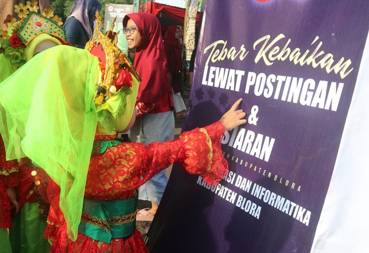 Kominfo Blora Mengajak Masyarakat Tebar Kebaikan Lewat Postingan dan Siaran