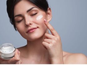 Rekomendasi Skincare Terbaik untuk Perempuan Blora, Bisa Anda Dapatkan di Indomart dan Alfamart
