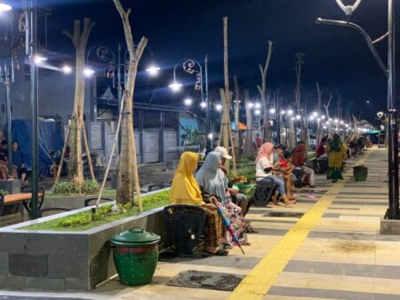 Rekomendasi Tempat Ngabuburit di Bojonegoro, Nongkrong Asyik di Taman Thamrin