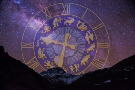 Ramalan Zodiak Hari Ini, Senin 25 Maret 2024