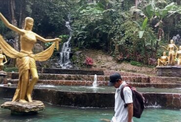 Wisata Srambang Park Ngawi, Surga Tersembunyi di Kaki Gunung Lawu