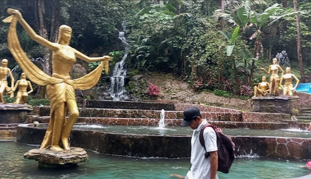 Wisata Srambang Park Ngawi, Surga Tersembunyi di Kaki Gunung Lawu