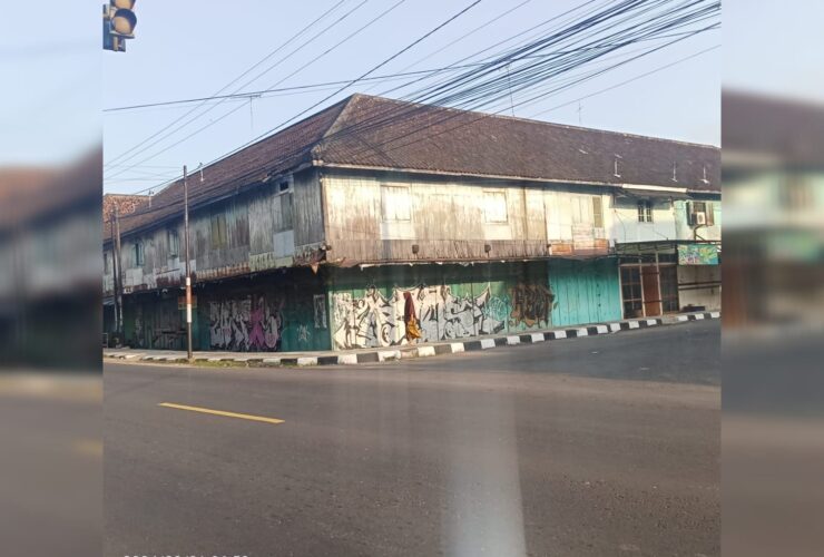 Kawasan Pecinan dan Bekas Rumah Sakit Peniggalan Belanda di Padangan