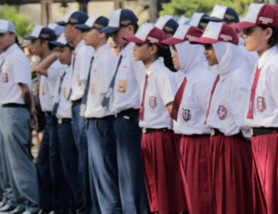 Bapak Ibu Catat Ini Seragam Sekolah SD SMP dan SMA Sesuai Aturan Kemendikbudristek Seperti Ini Modelnya