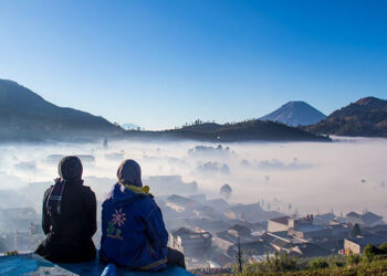 Diapit 2 Kabupaten Dataran Tinggi Dieng Tempat Wisata di Jawa Tengah Paling Lengkap dan Ikonik yang Mendunia