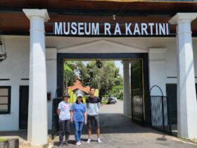 Menjelajah Jejak Sejarah, Keindahan Alam, dan Keindahan Pantai Kabupaten Rembang