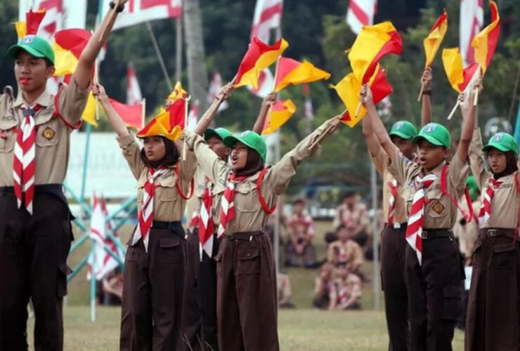 Sama Nadiem Ekskul Wajib Pramuka Dihapus Komisi X DPR RI Bakal Panggil Mendikbud