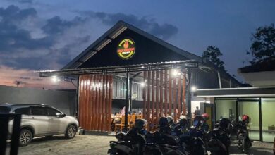 Ayam Bakar Mak Gogok, Legenda Kuliner Blora dengan Cita Rasa Istimewa dan Kenyamanan Lengkap