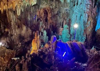 Menjelajahi Goa Gong, Perjalanan 2 Jam yang Tak Terlupakan