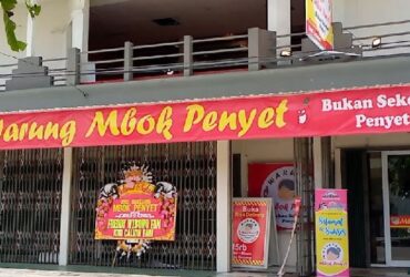 Warung Mbok Penyet, Surga Kuliner di Blora yang Instagramable