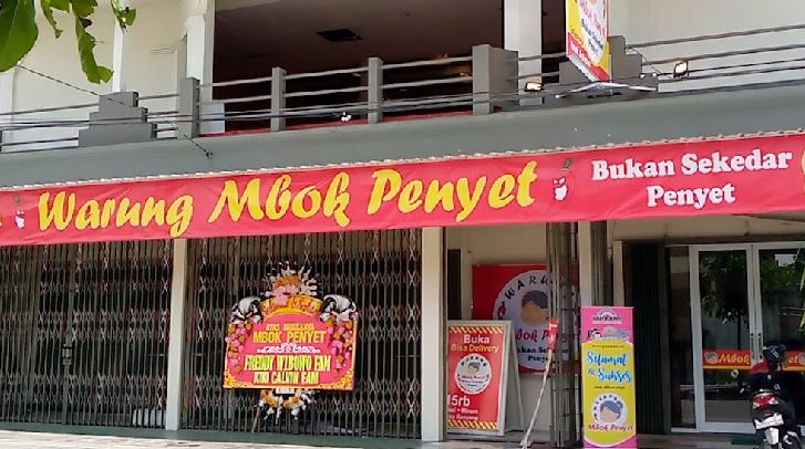 Warung Mbok Penyet, Surga Kuliner di Blora yang Instagramable