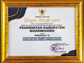 Pemkab Bojonegoro Raih Peringkat 3 Kepatuhan Pembayaran Pajak Kendaraan Dinas!