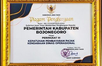 Pemkab Bojonegoro Raih Peringkat 3 Kepatuhan Pembayaran Pajak Kendaraan Dinas!