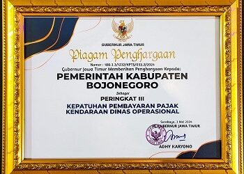 Pemkab Bojonegoro Raih Peringkat 3 Kepatuhan Pembayaran Pajak Kendaraan Dinas! 4 Pemkab Bojonegoro Raih Peringkat 3 Kepatuhan Pembayaran Pajak Kendaraan Dinas!