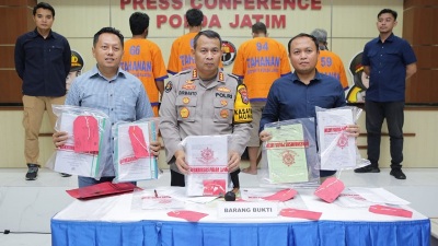 Polda Jawa Timur Tangkap 4 Kades di Bojonegoro Diduga Korupsi Dana BKK, Kerugian Capai Rp1,2 Miliar