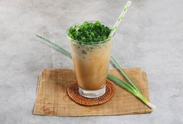 Yang Lagi Viral di 2024 Es Kopi Daun Bawang Simak Manfaat Resep dan Cara Mengolahnya Berikut