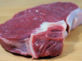 Cara Menyimpan Daging di dalam Kulkas yang Benar agar Tetap Segar dan Awet