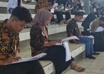 Ratusan Peserta Ikuti Tes Tertulis Seleksi Kakang Mbakyu Duta Wisata Blora 2024