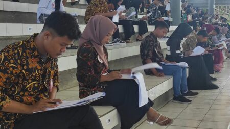 Ratusan Peserta Ikuti Tes Tertulis Seleksi Kakang Mbakyu Duta Wisata Blora 2024