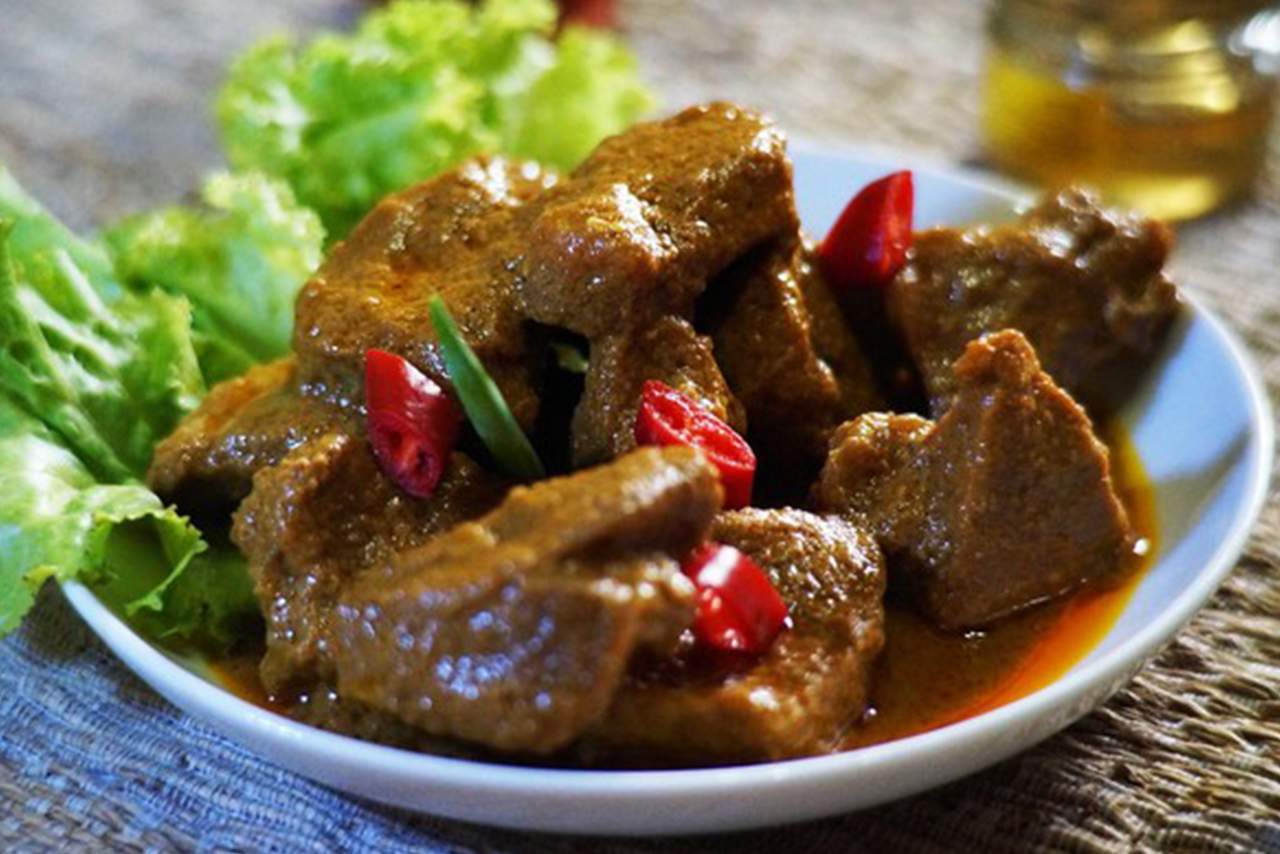 Kreasi Menu Idul Adha Rendang Sapi Khas Padang, Olahan Daging Qurban yang Lezat Gurih dan Nikmat