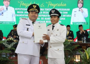 Sah 264 Kades di Blora Terima SK Perpanjangan Jabatan Pesan Bupati Blora Hindari Korupsi Dana Desa