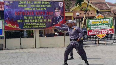 Peringati HUT ke-78 Bhayangkara Polsek Cepu Gandeng Linmas Ikuti Lomba Beladiri Polri