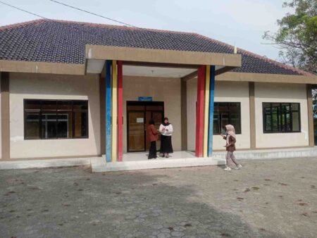 UTR Universitas Pertama di Kabupaten Blora